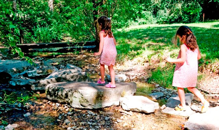 aire de jeux de la canourgue